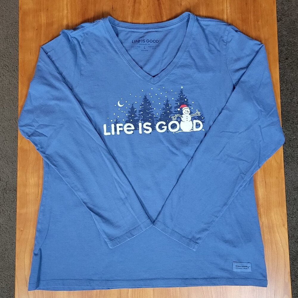 Life is Good Vintage Blue V-Neck Snowman Landscape Long Sleeve Crusher Tee - L - Picture 6 of 10